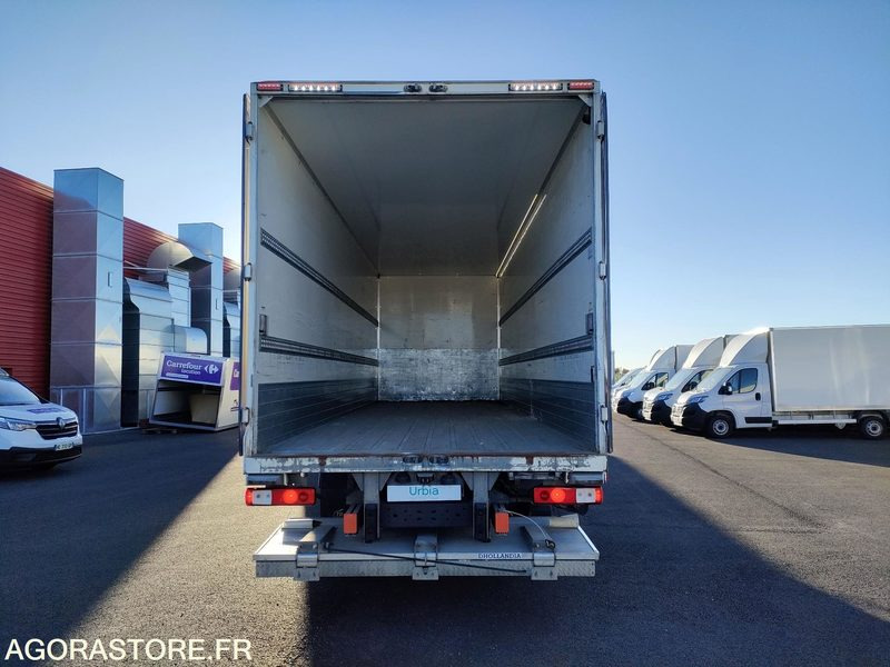 Renault Camion Porteur - 2019 - 158294KM - Truck: picture 5 Renault Camion Porteur - 2019 - 158294KM - Truck: picture 5
