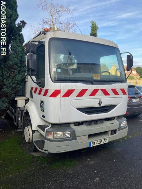 Renault Midliner (Nacelle) 2003 - 18441 kms - Truck: picture 3 Renault Midliner (Nacelle) 2003 - 18441 kms - Truck: picture 3