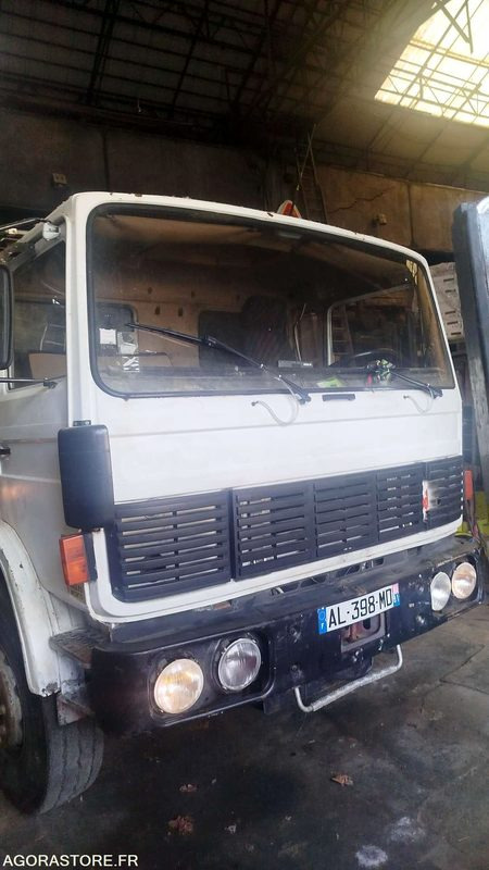 Renault Poids lourd G230 - 1985 - 564616KM - Truck: picture 1 Renault Poids lourd G230 - 1985 - 564616KM - Truck: picture 1