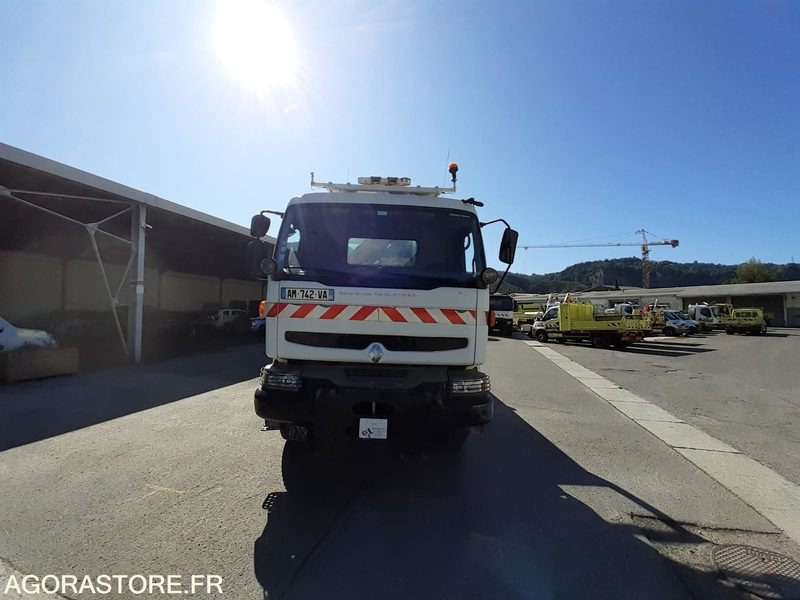 Camion Renault kerax 380 - 2001 - 278532 KM - Truck: picture 2 Camion Renault kerax 380 - 2001 - 278532 KM - Truck: picture 2