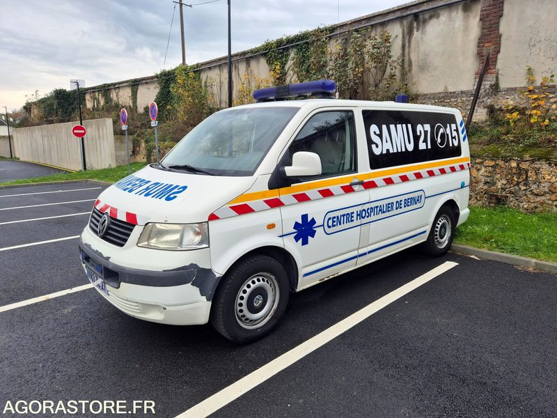 VW TRANSPORTER INTERVENTION SMUR - Panel van: picture 1 VW TRANSPORTER INTERVENTION SMUR - Panel van: picture 1