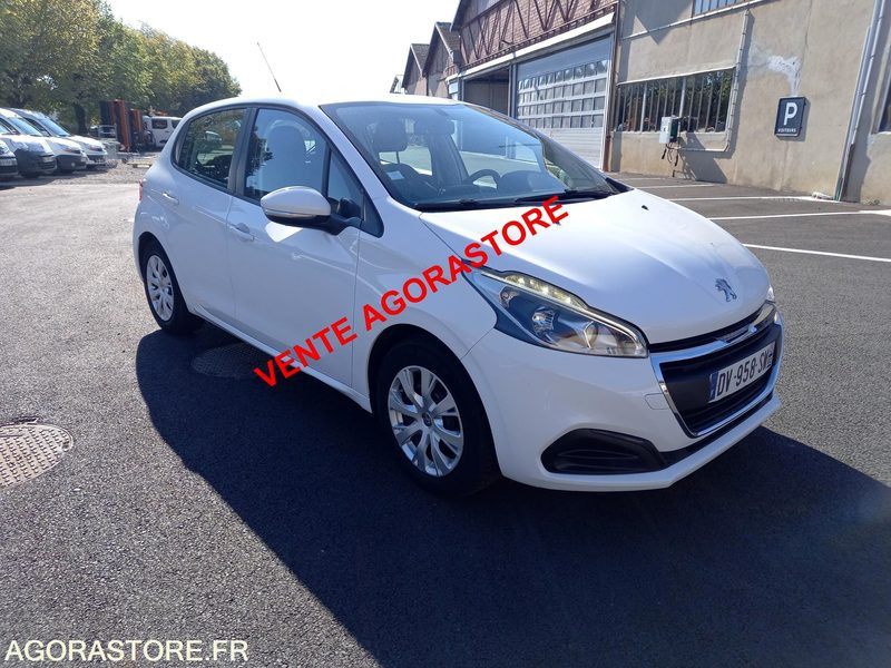 Vends Peugeot 208 essence - Car: picture 3 Vends Peugeot 208 essence - Car: picture 3
