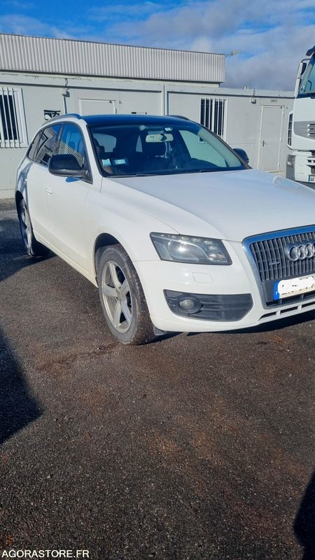 Voiture AUDI Q5 - 251 000 km - Car: picture 2 Voiture AUDI Q5 - 251 000 km - Car: picture 2