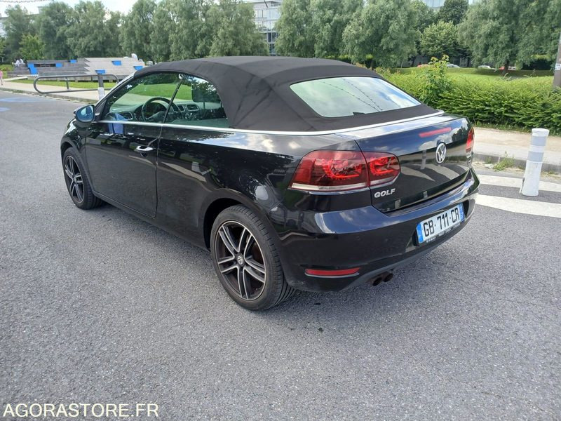 Volkswagen golf cabriolet 1.6 tsi 160cv dsg7 2015 155118 KM - Car: picture 3 Volkswagen golf cabriolet 1.6 tsi 160cv dsg7 2015 155118 KM - Car: picture 3