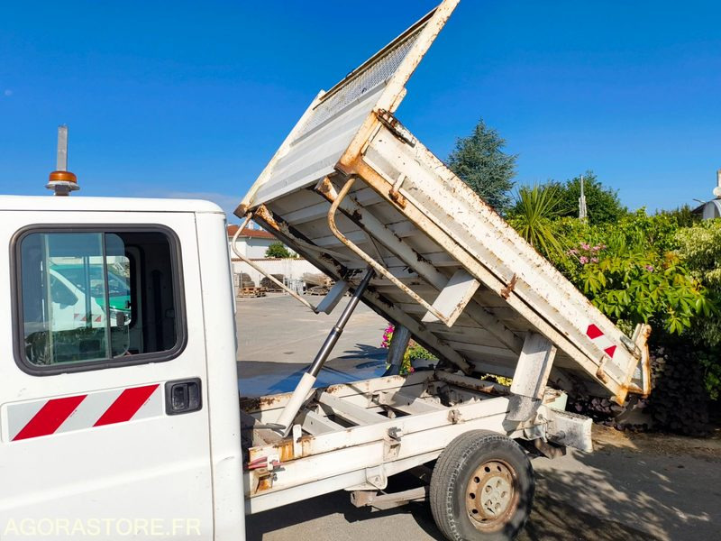 Camion à benne basculante - Tipper van: picture 5 Camion à benne basculante - Tipper van: picture 5