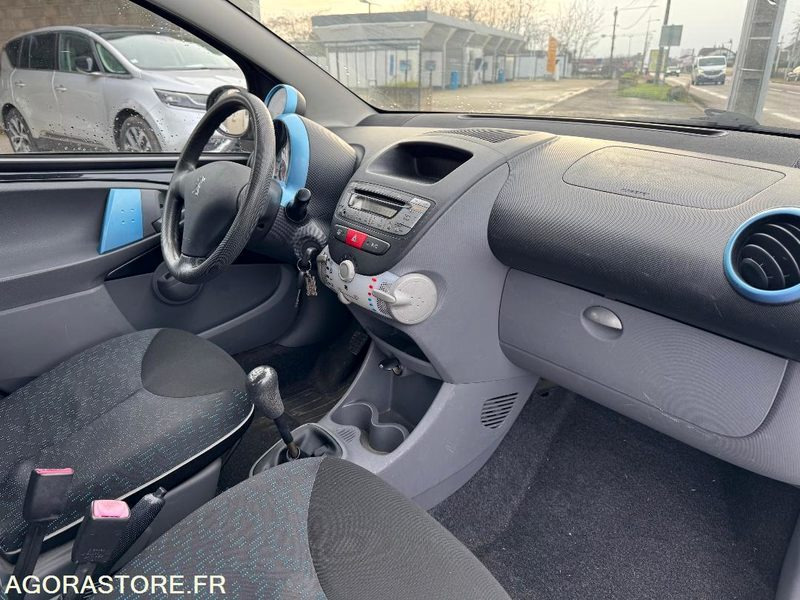Car peugeot 107: picture 7 Car peugeot 107: picture 7