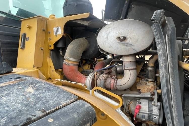 Wheel loader CAT 950 H: picture 18