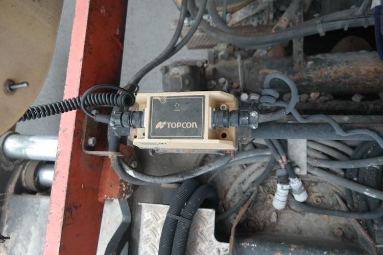 Asphalt paver Dynapack F121 4WD: picture 9