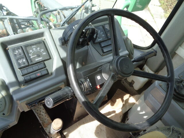 Daewoo MG300-3 - Wheel loader: picture 3 Daewoo MG300-3 - Wheel loader: picture 3