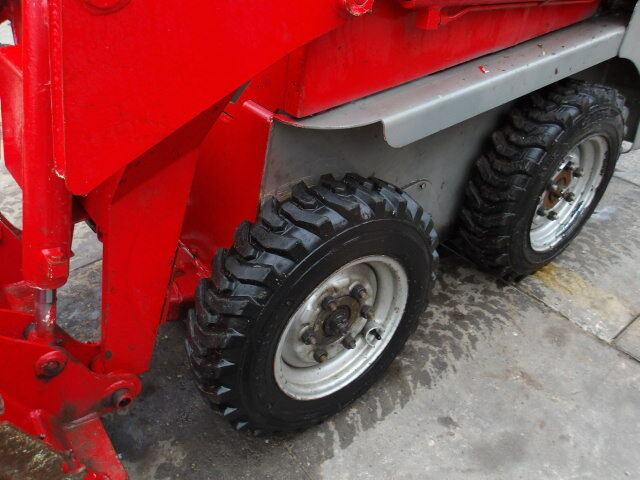 Gehl 1640 - Skid steer loader: picture 5 Gehl 1640 - Skid steer loader: picture 5