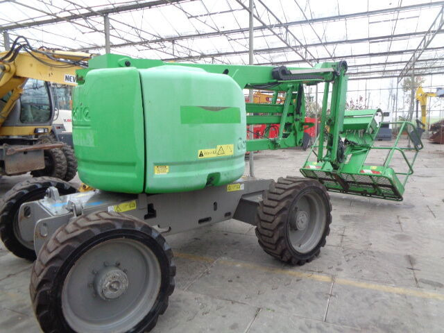 Genie Z45/25 - Articulated boom: picture 3 Genie Z45/25 - Articulated boom: picture 3