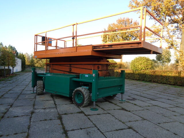 Liftlux SL140-24 - Scissor lift: picture 4 Liftlux SL140-24 - Scissor lift: picture 4