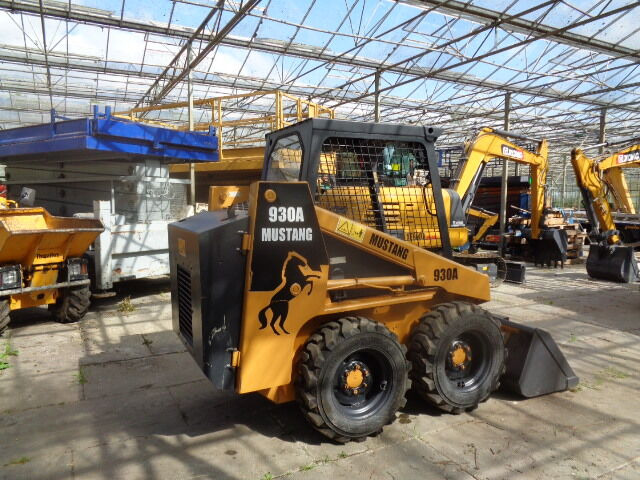 Mustang 930A - Skid steer loader: picture 1 Mustang 930A - Skid steer loader: picture 1