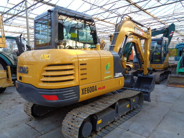 XCMG XE60DA - Crawler excavator: picture 1 XCMG XE60DA - Crawler excavator: picture 1