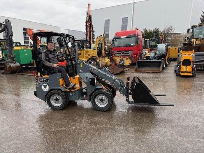 GiANT G1100 - Wheel loader: picture 5 GiANT G1100 - Wheel loader: picture 5