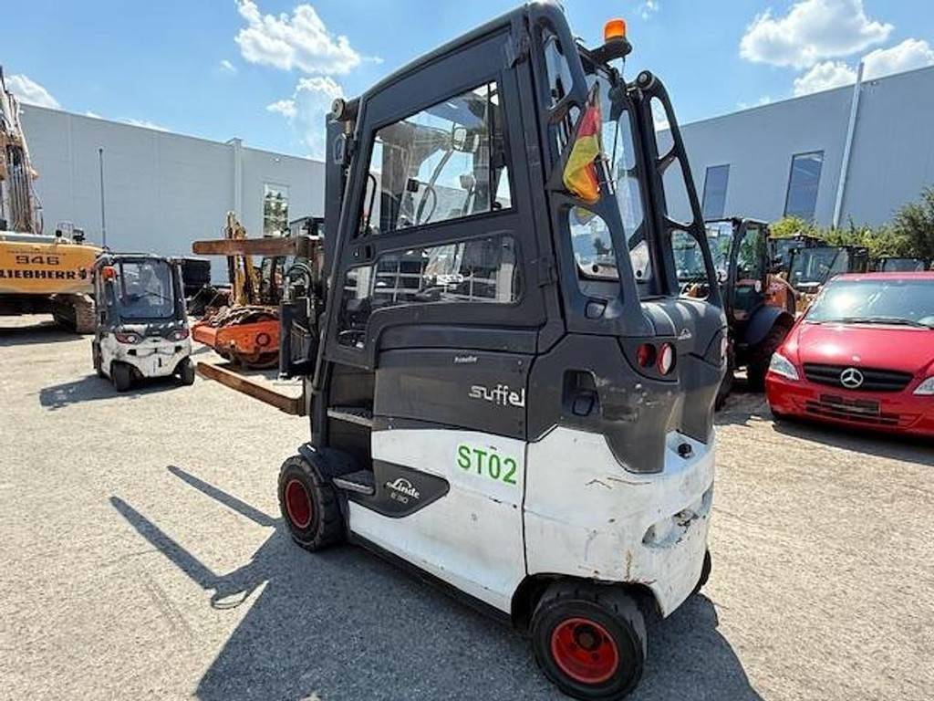 Linde E30 HL – 01/600 - Electric forklift: picture 4 Linde E30 HL – 01/600 - Electric forklift: picture 4