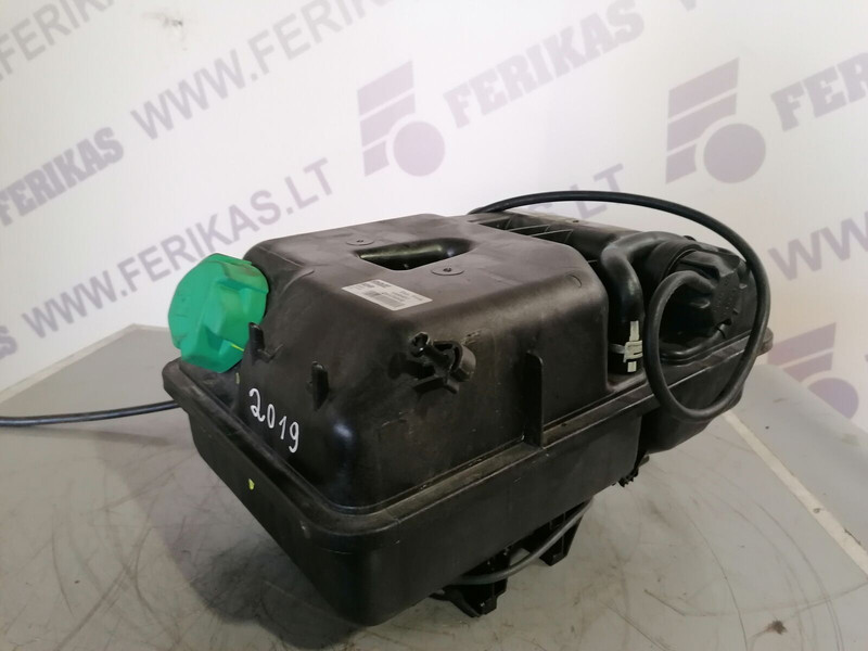 DAF - Expansion tank for Truck: picture 1 DAF - Expansion tank for Truck: picture 1