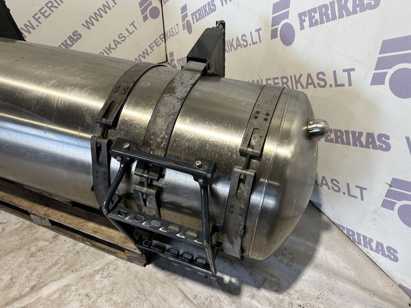 Iveco S-WAY - Fuel tank for Truck: picture 2 Iveco S-WAY - Fuel tank for Truck: picture 2