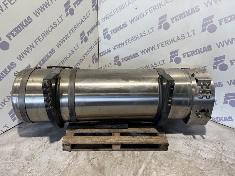 Iveco S-WAY - Fuel tank for Truck: picture 4 Iveco S-WAY - Fuel tank for Truck: picture 4