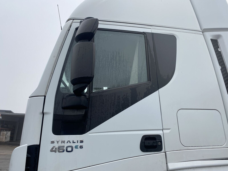 Iveco STRALIS - Door and parts for Truck: picture 1 Iveco STRALIS - Door and parts for Truck: picture 1