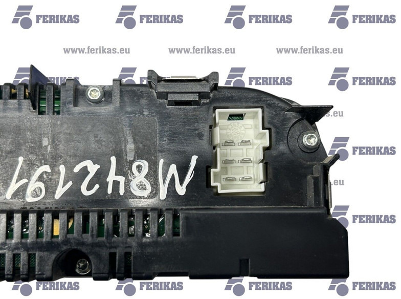 MAN heater control unit - ECU for Truck: picture 3 MAN heater control unit - ECU for Truck: picture 3