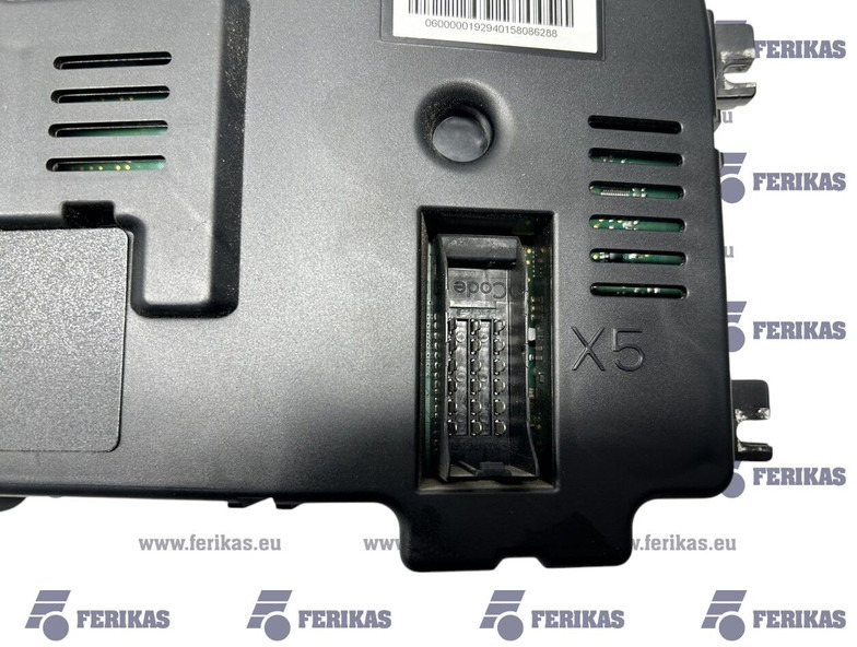 MAN instrument cluster - Dashboard for Truck: picture 4 MAN instrument cluster - Dashboard for Truck: picture 4