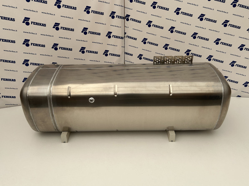 New Fuel tank for Truck Mercedes-Benz Fuel tank 720L + 75L AdBlue: picture 9