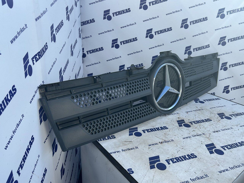 Mercedes-Benz bonnet grill - Hood for Truck: picture 2 Mercedes-Benz bonnet grill - Hood for Truck: picture 2