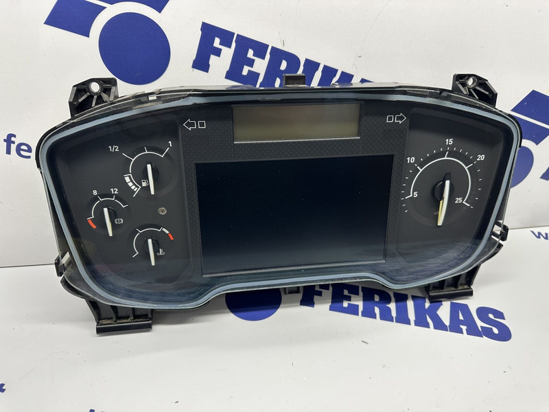 Renault T instrument cluster - Dashboard for Truck: picture 1 Renault T instrument cluster - Dashboard for Truck: picture 1