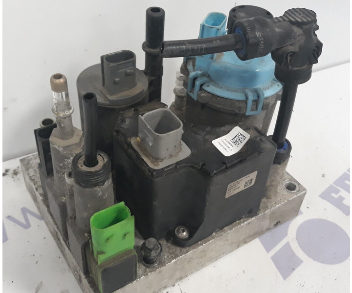 Volvo FH4 - Muffler/ Exhaust system for Truck: picture 4 Volvo FH4 - Muffler/ Exhaust system for Truck: picture 4