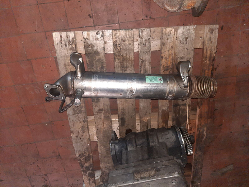 Cummins ISL egr Cooler - Muffler/ Exhaust system: picture 2 Cummins ISL egr Cooler - Muffler/ Exhaust system: picture 2