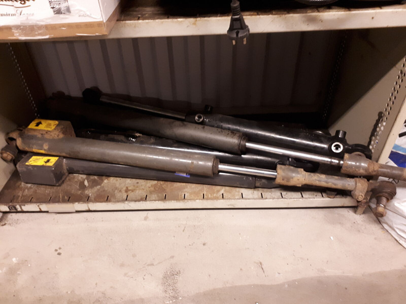 Leasing of Neoplan BODE цилиндр закрытия Neoplan BODE цилиндр закрытия: picture 6