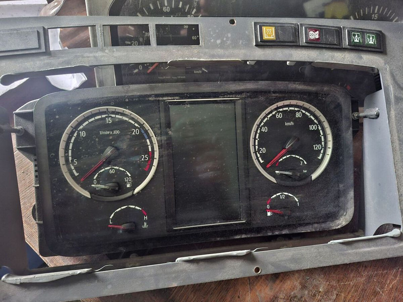 Scania ICL2CP.01 - Dashboard: picture 1 Scania ICL2CP.01 - Dashboard: picture 1