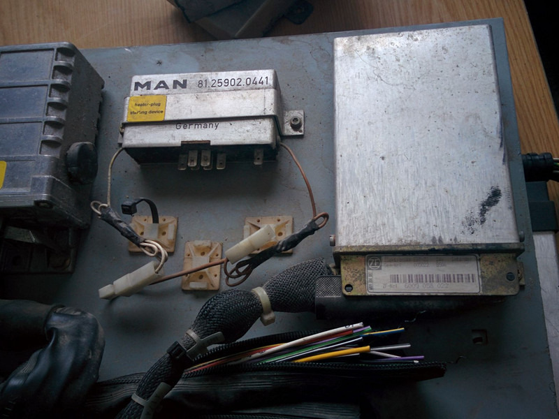 ECU Scania MaxiMum Controol / Truck-Cruise ELSON: picture 8 ECU Scania MaxiMum Controol / Truck-Cruise ELSON: picture 8