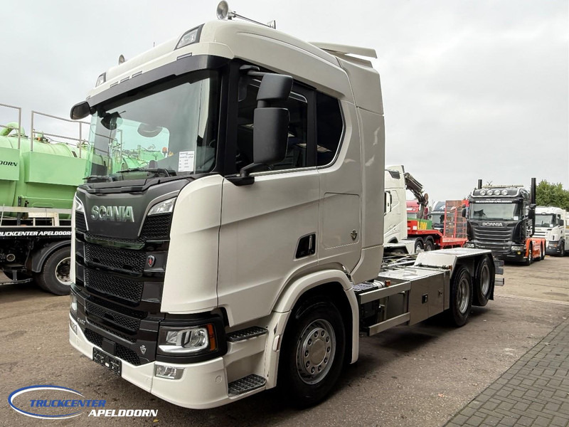 Scania R580 V8 NGS Retarder, 9000 kg Vooras, PTO, 6x2 - Cab chassis truck: picture 4 Scania R580 V8 NGS Retarder, 9000 kg Vooras, PTO, 6x2 - Cab chassis truck: picture 4