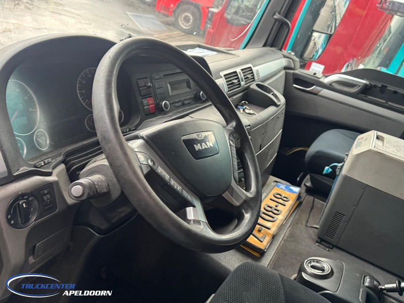 Tractor unit MAN TGS Euro 6, NL truck: picture 9