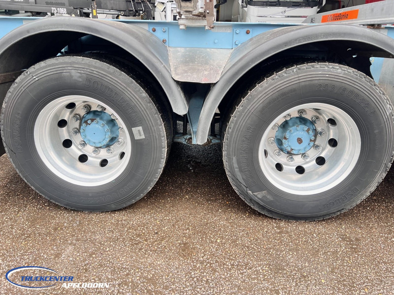 Volvo FH 750 Loglift, 6x4, Dynamic steering - Logging truck, Crane truck: picture 2 Volvo FH 750 Loglift, 6x4, Dynamic steering - Logging truck, Crane truck: picture 2