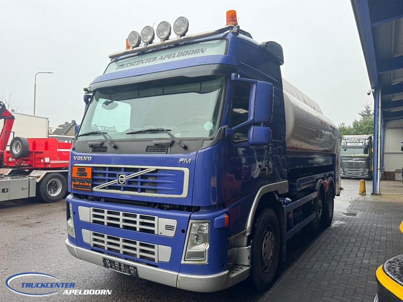 Volvo FM 340 - Tank truck: picture 5 Volvo FM 340 - Tank truck: picture 5