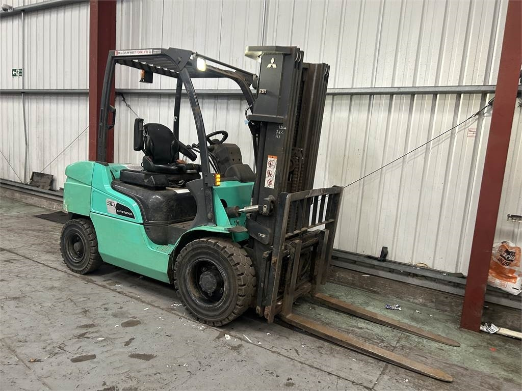 Mitsubishi FD30NT  - Diesel forklift: picture 4 Mitsubishi FD30NT  - Diesel forklift: picture 4