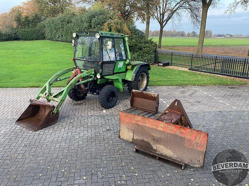 Deutz-fahr Intrac 2004 - Farm tractor: picture 1 Deutz-fahr Intrac 2004 - Farm tractor: picture 1