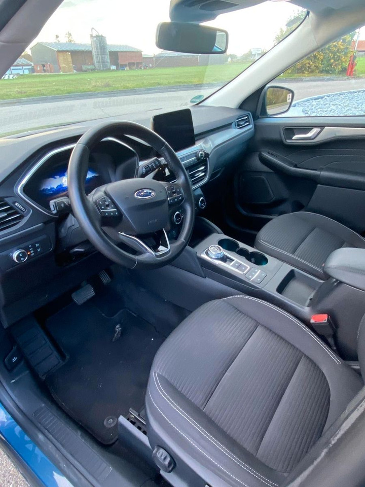 Ford Kuga Titanium 4X4 AWD - SUV: picture 3 Ford Kuga Titanium 4X4 AWD - SUV: picture 3