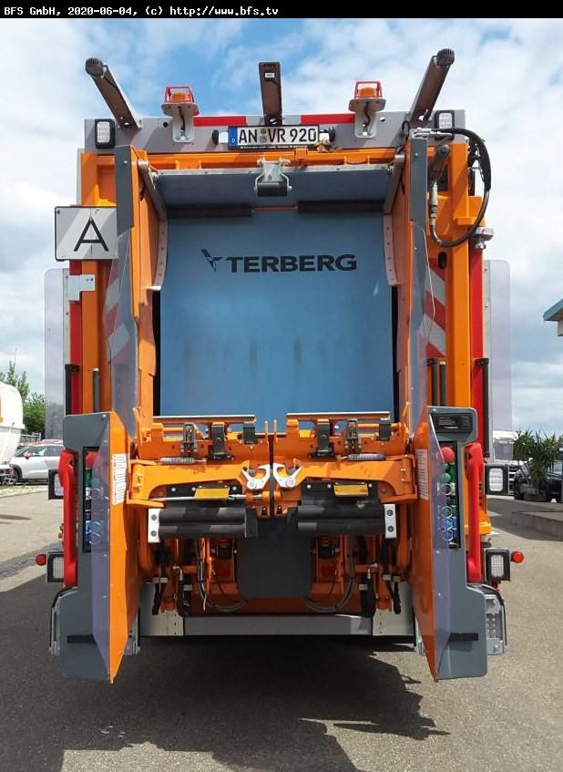 MAN TGS 28.320 6x2-4 BL HS HL Olympus 23 - Omni-DEKA - Garbage truck: picture 3 MAN TGS 28.320 6x2-4 BL HS HL Olympus 23 - Omni-DEKA - Garbage truck: picture 3