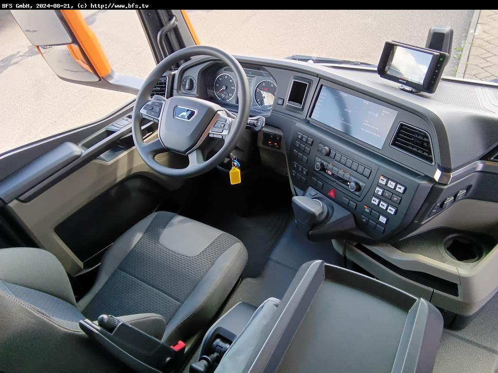 MAN TGS (TG3) 35.510 8x4-4 BL CH MÜLLER Canalmaster - Vacuum truck: picture 4 MAN TGS (TG3) 35.510 8x4-4 BL CH MÜLLER Canalmaster - Vacuum truck: picture 4