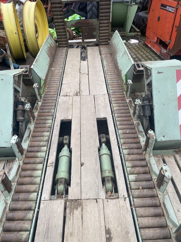 FORTSCHRITT HTS 30.04/1 Przyczepa do skrzyniopalet samowyladowcza - Farm trailer: picture 3 FORTSCHRITT HTS 30.04/1 Przyczepa do skrzyniopalet samowyladowcza - Farm trailer: picture 3