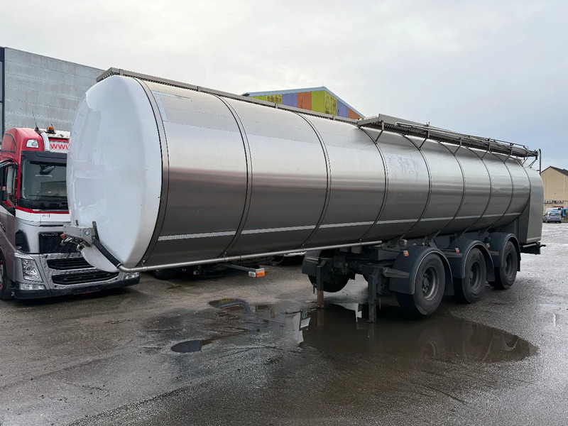 Burg O-3-45T, 2 AXEL STEERING,34000 LITER - Tank semi-trailer: picture 1 Burg O-3-45T, 2 AXEL STEERING,34000 LITER - Tank semi-trailer: picture 1