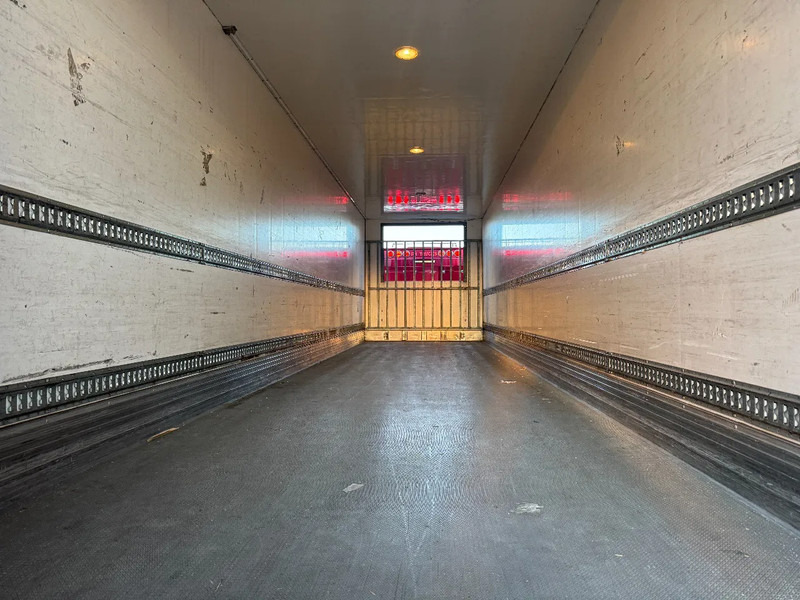 Chereau 2 AS - SAF - ISOLATED BOX + DHOLLANDIA LIFT 2.000 KG - Closed box semi-trailer: picture 5 Chereau 2 AS - SAF - ISOLATED BOX + DHOLLANDIA LIFT 2.000 KG - Closed box semi-trailer: picture 5