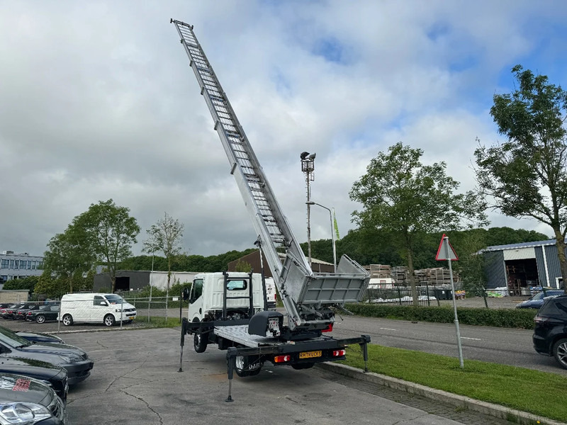 Nissan Cabstar 35.13 EURO 6 + LIFT 25 METER + REMOTE CONTROL - Commercial vehicle: picture 3 Nissan Cabstar 35.13 EURO 6 + LIFT 25 METER + REMOTE CONTROL - Commercial vehicle: picture 3