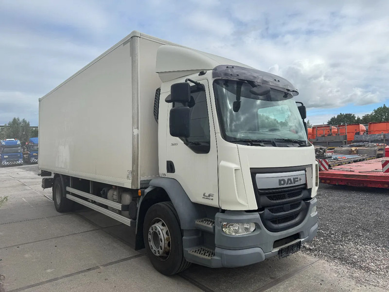 DAF LF 320 4X2 EURO 6 DHOLLANDIA LIFT BOX - Box truck: picture 3 DAF LF 320 4X2 EURO 6 DHOLLANDIA LIFT BOX - Box truck: picture 3