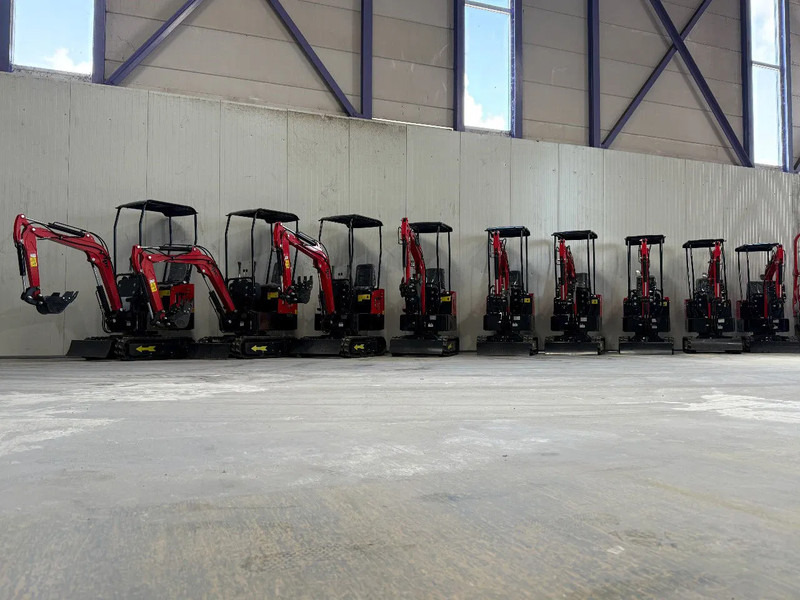 JPC HT12 - NEW AND UNUSED! - Mini excavator: picture 1 JPC HT12 - NEW AND UNUSED! - Mini excavator: picture 1