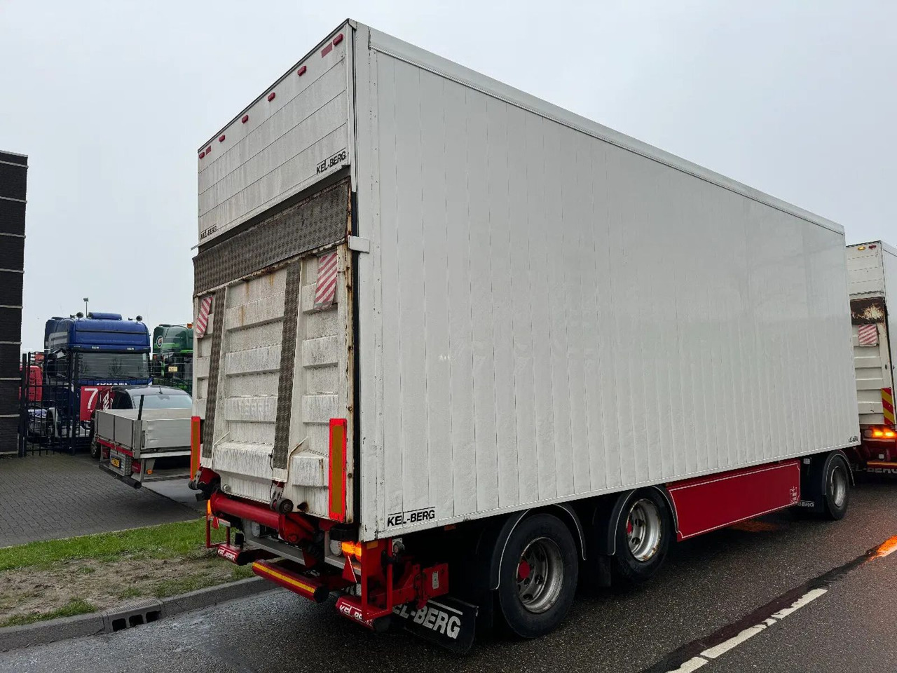 Kel-Berg D24B3 - 3 AXLE BPW + ZEPRO ZHD 250-155 MA - Closed box trailer: picture 3 Kel-Berg D24B3 - 3 AXLE BPW + ZEPRO ZHD 250-155 MA - Closed box trailer: picture 3